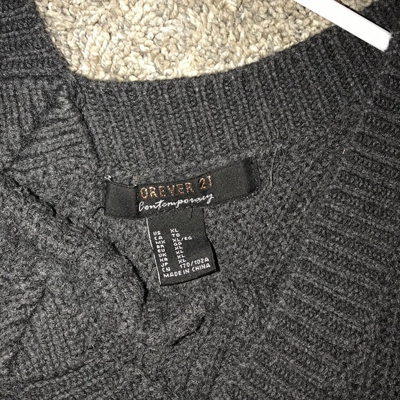 Sweater - Picture 3 of 3